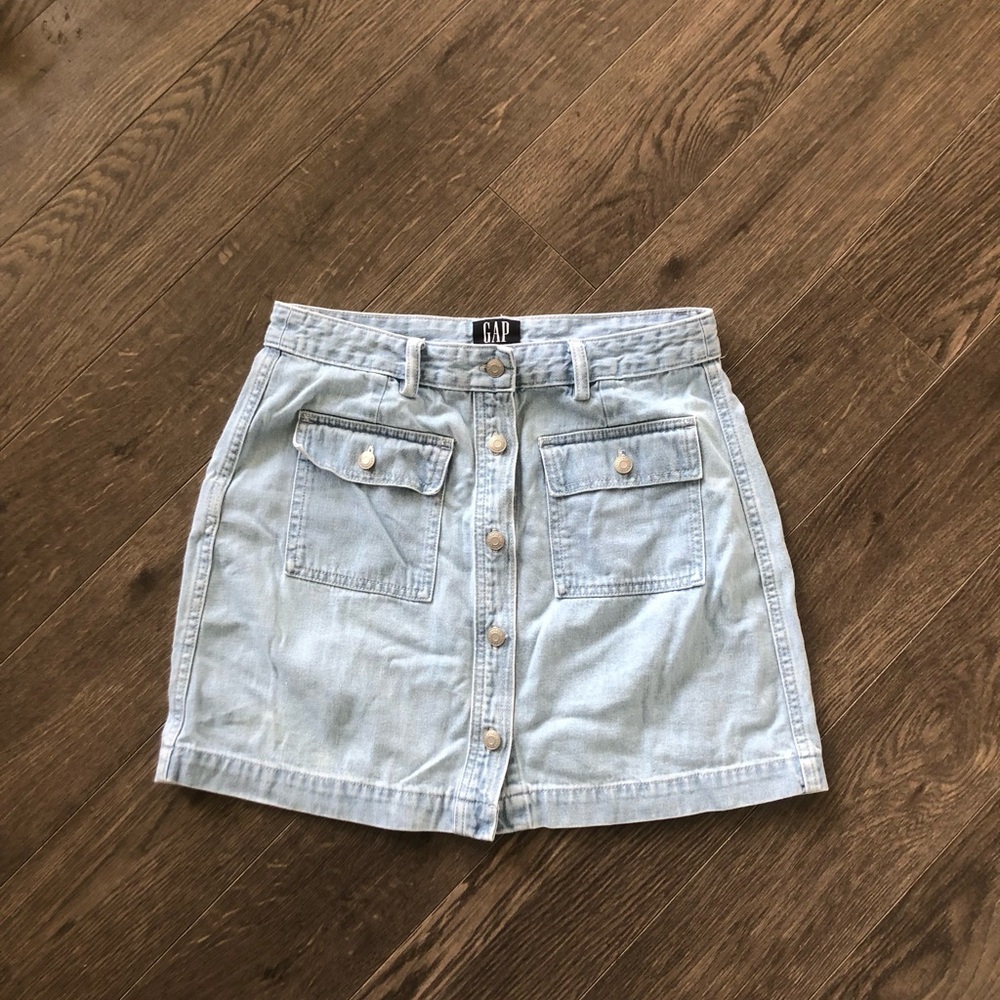 GAP Light Blue Button-Front Denim Mini Skirt | Size 29